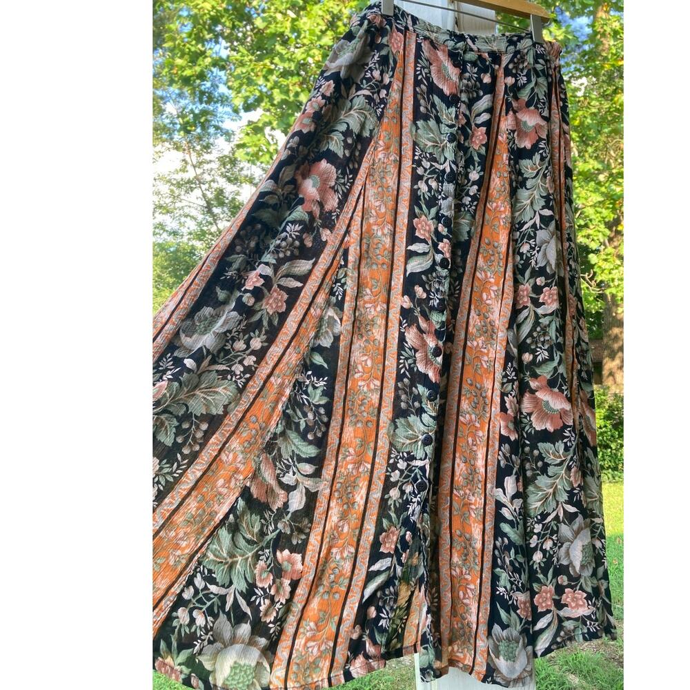 Revue - Vintage Bohemian Hippie Whimsigoth Fall Maxi Button Front Skirt - M